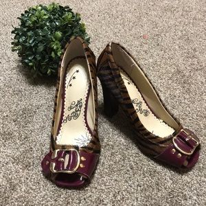 Naughty Monkey Animal Print Heels Sz 7.5